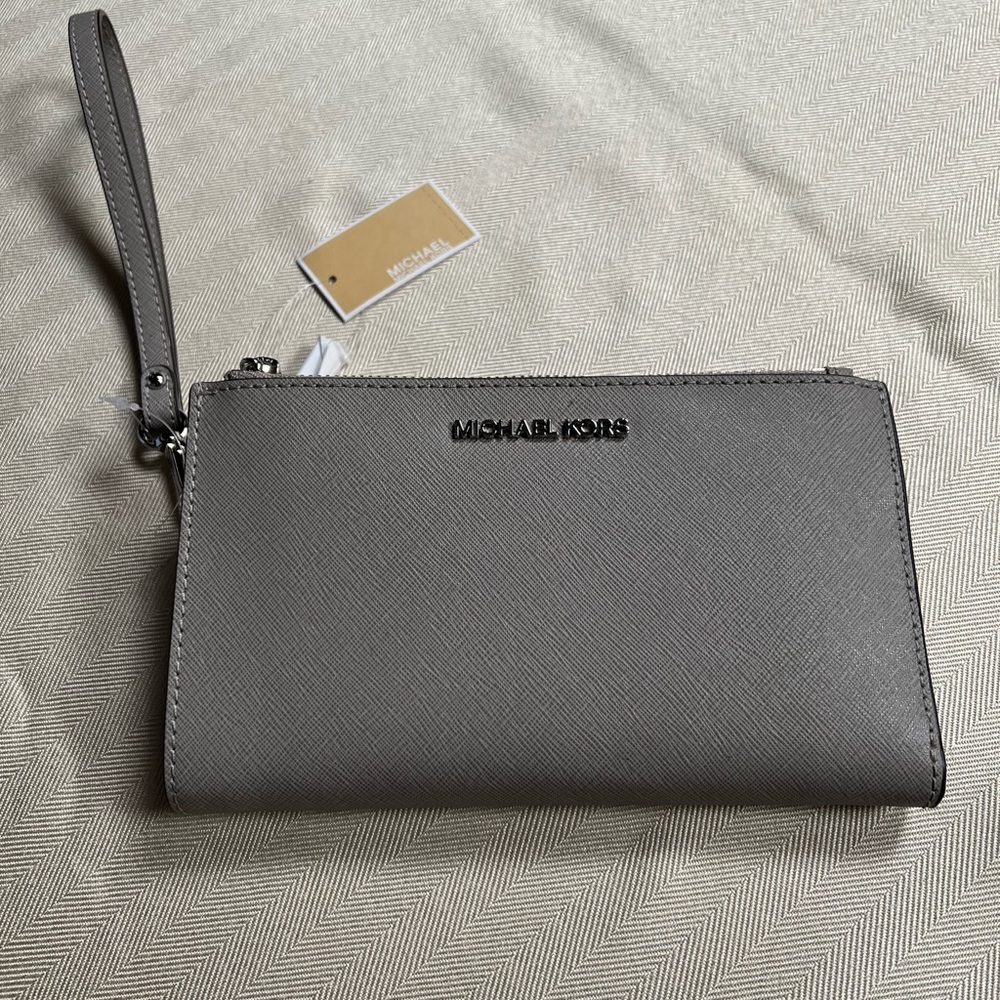 Michael Kors wristlet